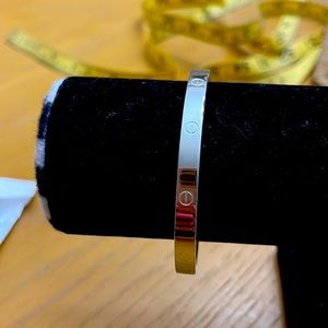 Unisex stainless steel bangle